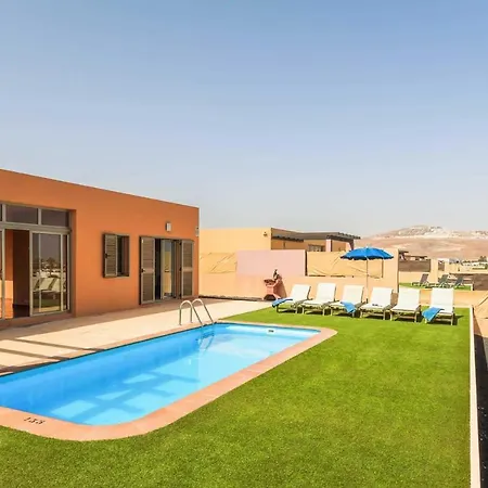 Sleeps 6 Pool Air Con Wifi Villa *